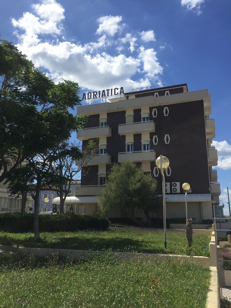 Palermo - Riviera Romagnola, Mare Italia - Hotel Adriatica sul Mare
Palermo - Riviera Romagnola, Mare Italia - Hotel Adriatica sul Mare
