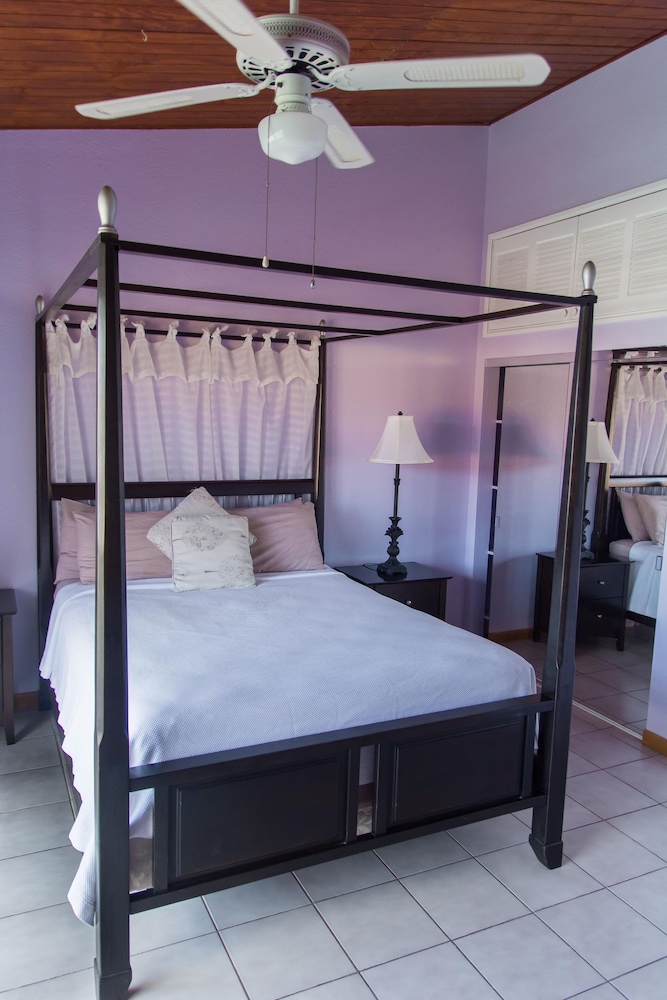 Milano - St. John's - HBK Villa Rentals at Jolly Harbour
Milano - St. John's - HBK Villa Rentals at Jolly Harbour