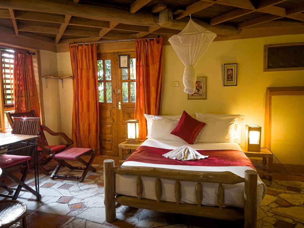 Milano - Kampala - Forest Cottages
Milano - Kampala - Forest Cottages