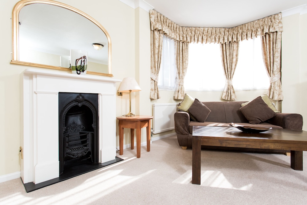 Napoli - Sidcup - The Clarendon Hotel
Napoli - Sidcup - The Clarendon Hotel