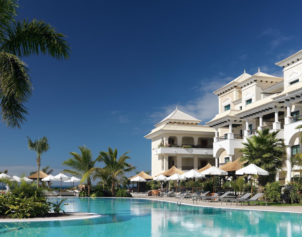 Trieste - Puerto de Santiago - Red Level at Gran Melia Palacio de Isora - Adults Only
Trieste - Puerto de Santiago - Red Level at Gran Melia Palacio de Isora - Adults Only