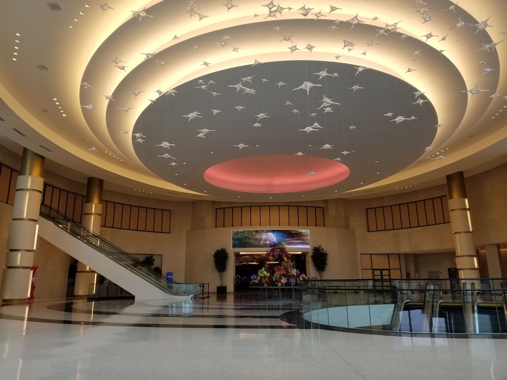 Napoli - New York - Aeroporto JFK - Hyatt Regency JFK Airport at Resorts World New York
Napoli - New York - Aeroporto JFK - Hyatt Regency JFK Airport at Resorts World New York