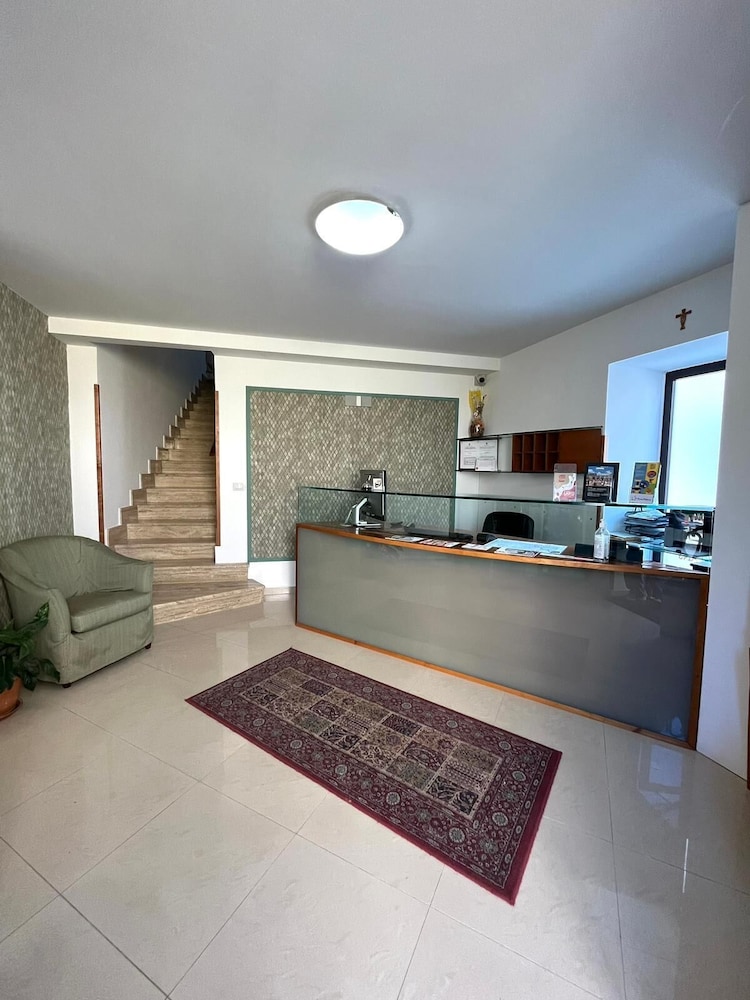 Cagliari - Sicilia Ovest - Palermo, Cefalù,Trapani, San Vito, Mare Italia - Hotel d'Orleans
Cagliari - Sicilia Ovest - Palermo, Cefalù,Trapani, San Vito, Mare Italia - Hotel d'Orleans