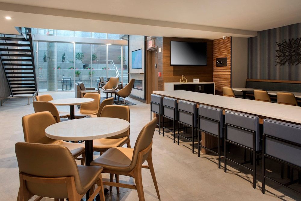 Bologna - New York - Aeroporto La Guardia - TownePlace Suites by Marriott New York Long Island City
Bologna - New York - Aeroporto La Guardia - TownePlace Suites by Marriott New York Long Island City