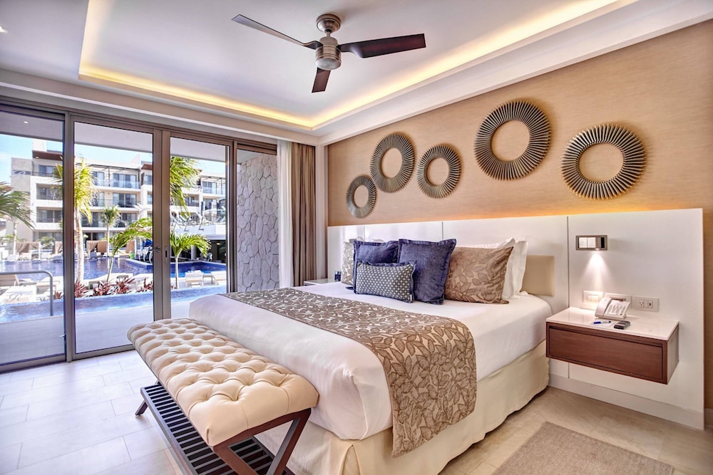 Verona - Puerto Morelos - Royalton Riviera Cancun, An Autograph Collection All-Inclusive Resort & Casino
Verona - Puerto Morelos - Royalton Riviera Cancun, An Autograph Collection All-Inclusive Resort & Casino
