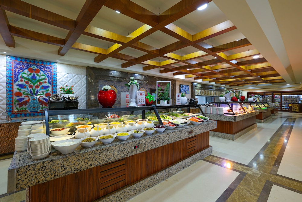Milano - Boğazkent - Crystal Family Resort & Spa - Ultimate All Inclusive
Milano - Boğazkent - Crystal Family Resort & Spa - Ultimate All Inclusive