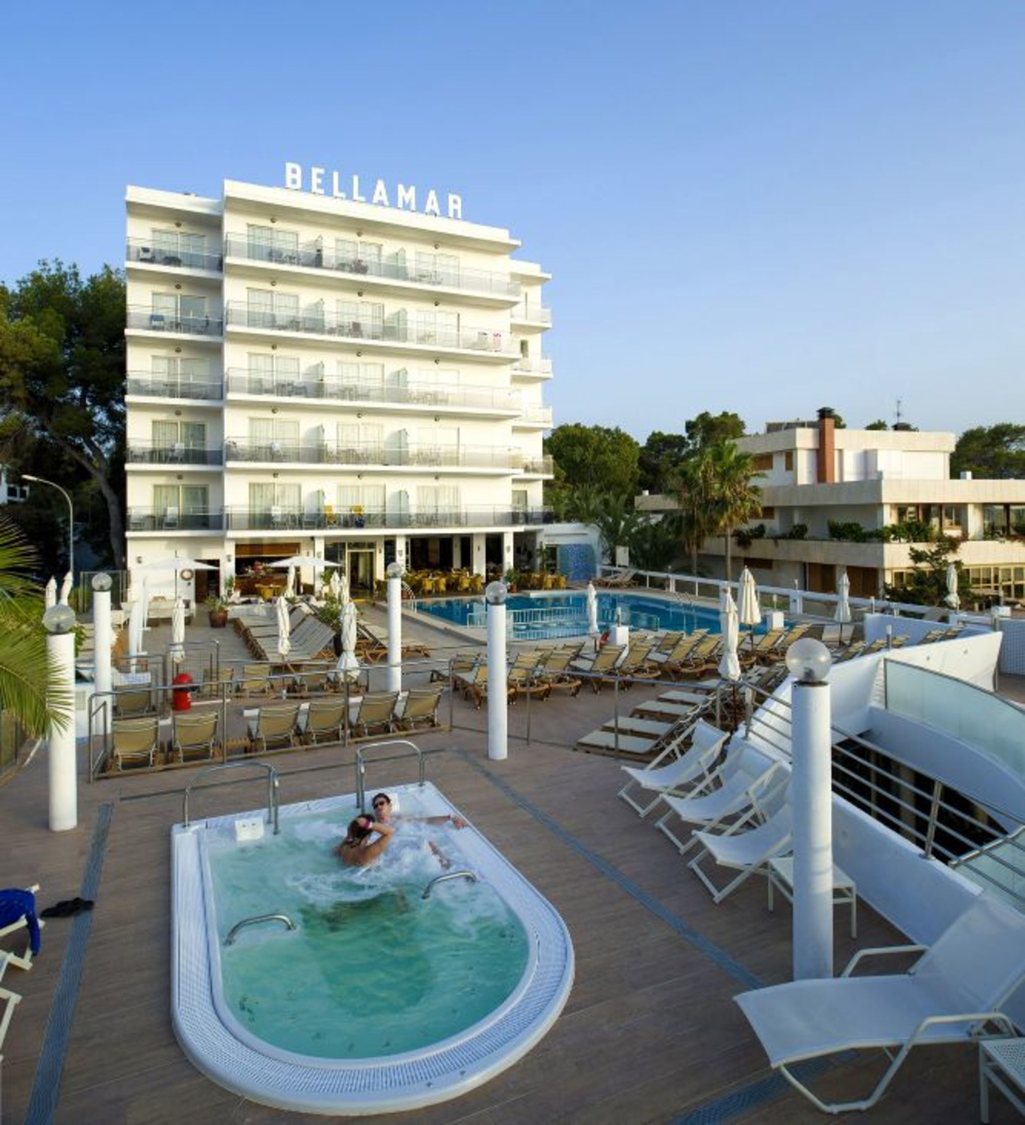 Verona - San Antonio de Portmany, Ibiza - Bellamar Hotel Beach & Spa
Verona - San Antonio de Portmany, Ibiza - Bellamar Hotel Beach & Spa