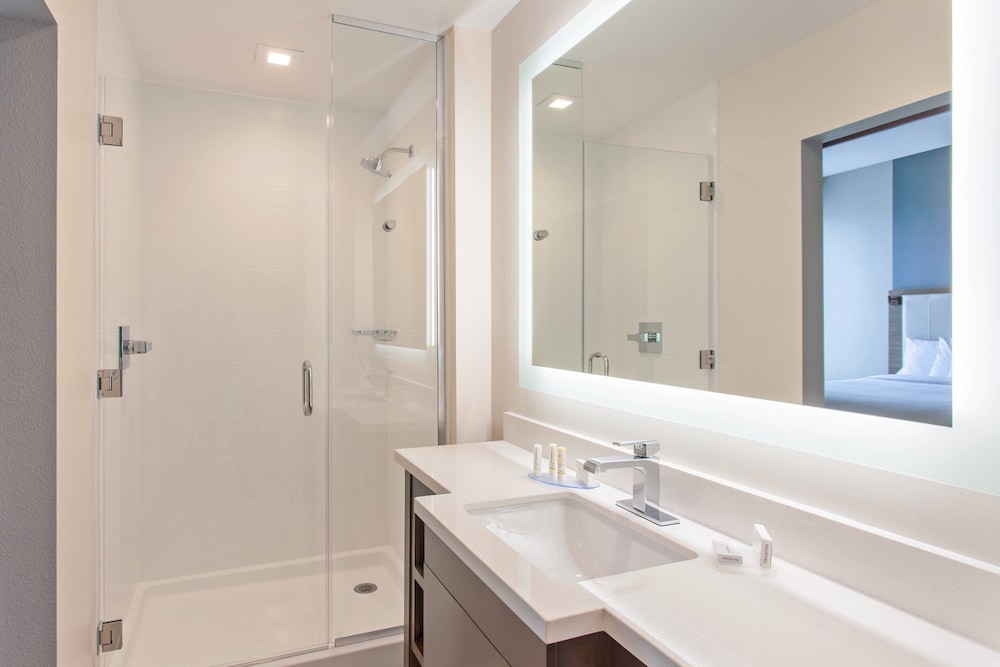 Milano - Huntington Beach - SpringHill Suites by Marriott Huntington Beach Orange County
Milano - Huntington Beach - SpringHill Suites by Marriott Huntington Beach Orange County