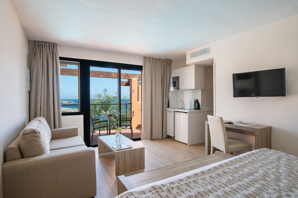 Firenze - Sant Lluis - Hotel Menorca Binibeca - Adults Only- by Pierre & Vacances Premium
Firenze - Sant Lluis - Hotel Menorca Binibeca - Adults Only- by Pierre & Vacances Premium