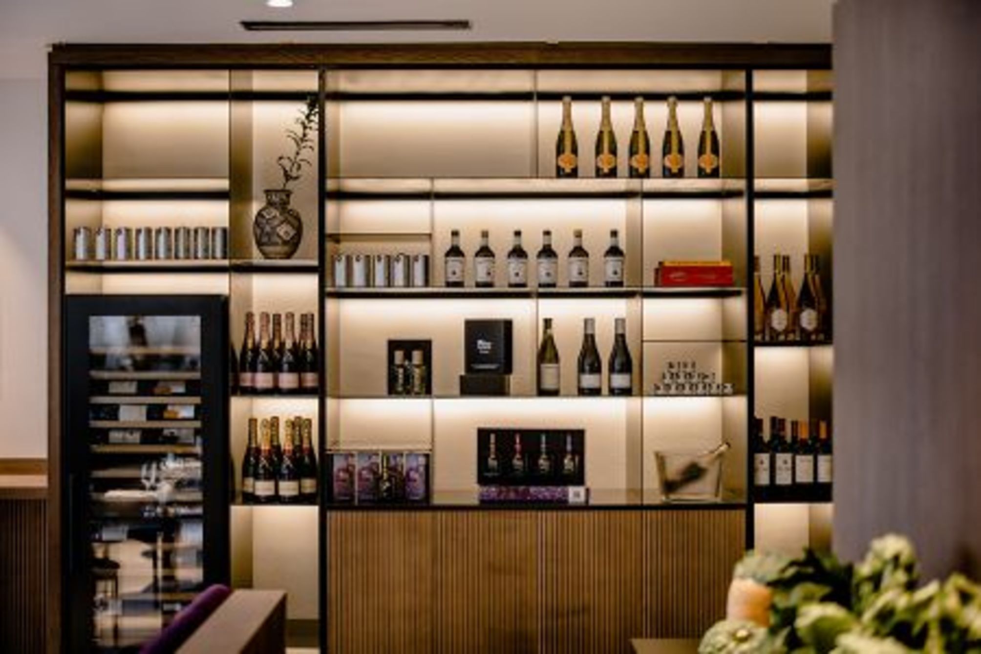Napoli - Benahavis - THE FLAG HOTEL Marbella, Estepona Adult Recommended
Napoli - Benahavis - THE FLAG HOTEL Marbella, Estepona Adult Recommended