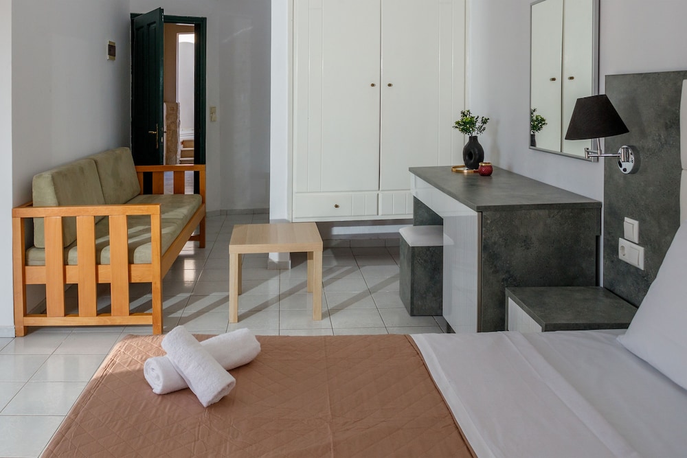 Roma - Creta Est - Heraklion, Rethymno, Agios Nikolaos, Grecia - Malia Energy by Estia
Roma - Creta Est - Heraklion, Rethymno, Agios Nikolaos, Grecia - Malia Energy by Estia