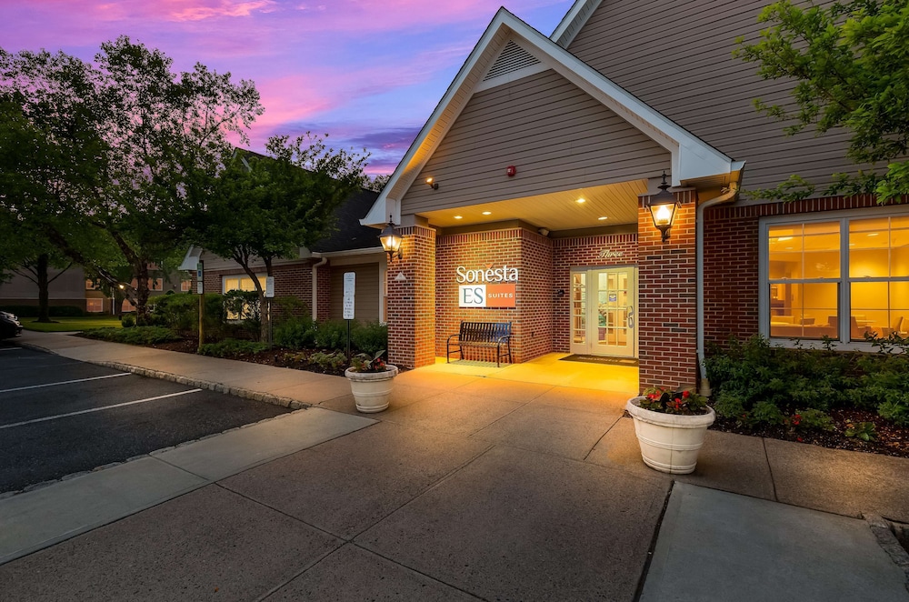 Milano - Morristown (NJ) - Sonesta ES Suites Parsippany Morris Plains
Milano - Morristown (NJ) - Sonesta ES Suites Parsippany Morris Plains
