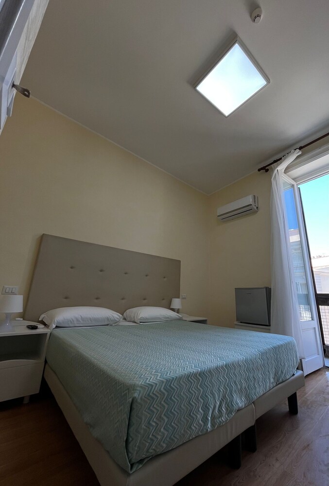 Firenze - Sicilia Ovest - Palermo, Cefalù,Trapani, San Vito, Mare Italia - 38 Aira Hotels
Firenze - Sicilia Ovest - Palermo, Cefalù,Trapani, San Vito, Mare Italia - 38 Aira Hotels