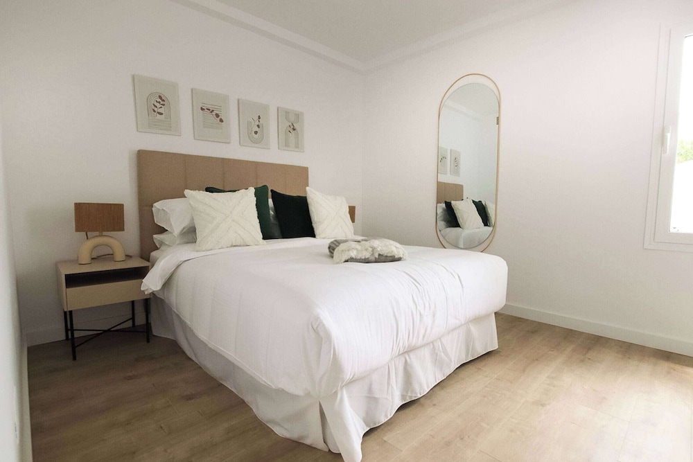 Roma - Costa del Sol, Spagna - Ramada Hotel & Suites by Wyndham Costa del Sol Fuengirola
Roma - Costa del Sol, Spagna - Ramada Hotel & Suites by Wyndham Costa del Sol Fuengirola