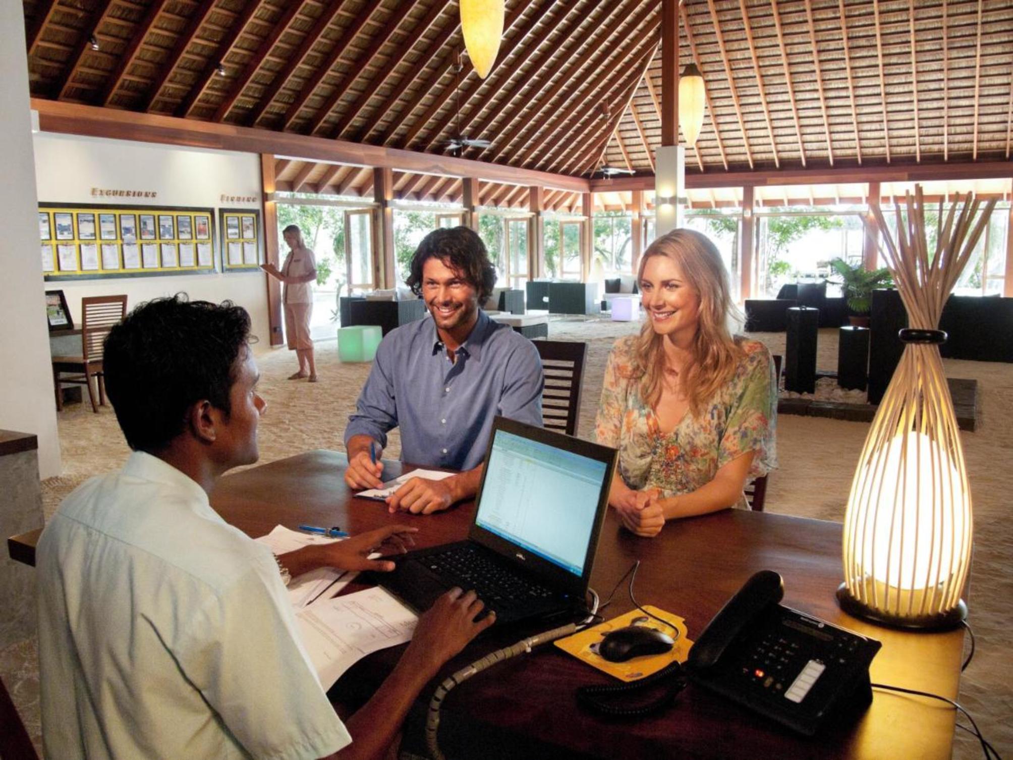 Ancona - Isola di Nalaguraidhoo - Sun Island - Vilamendhoo Island Resort & Spa
Ancona - Isola di Nalaguraidhoo - Sun Island - Vilamendhoo Island Resort & Spa