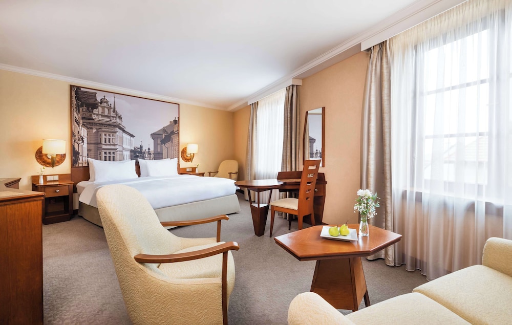 Venezia - Praga, Aeroporto Václav Havel - Lindner Hotel Prague Castle, part of JdV by Hyatt
Venezia - Praga, Aeroporto Václav Havel - Lindner Hotel Prague Castle, part of JdV by Hyatt