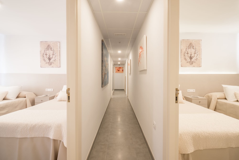 Bari - Torremolinos - Hostal Romerito
Bari - Torremolinos - Hostal Romerito