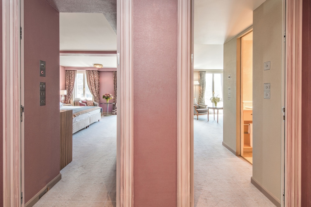 Venezia - St. Moritz, Montagna Svizzera - Carlton Hotel St Moritz - The Leading Hotels of the World
Venezia - St. Moritz, Montagna Svizzera - Carlton Hotel St Moritz - The Leading Hotels of the World