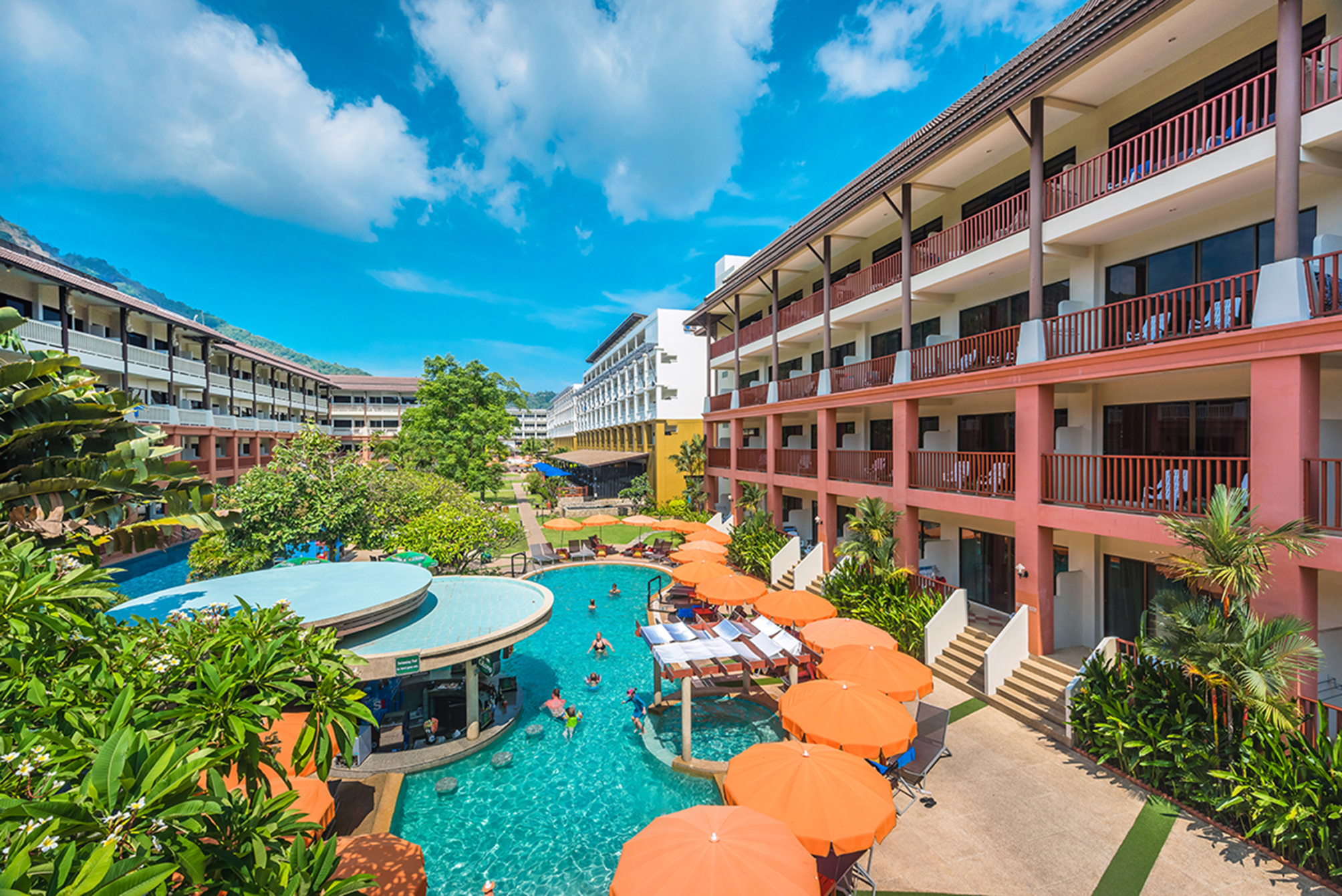 Milano - Isola di Phuket, Thailandia - Kata Sea Breeze Resort - SHA Plus
Milano - Isola di Phuket, Thailandia - Kata Sea Breeze Resort - SHA Plus
