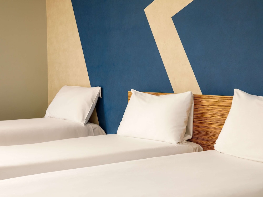 Bologna - Londra, Aeroporto di London Heathrow - ibis budget London Heathrow Central
Bologna - Londra, Aeroporto di London Heathrow - ibis budget London Heathrow Central