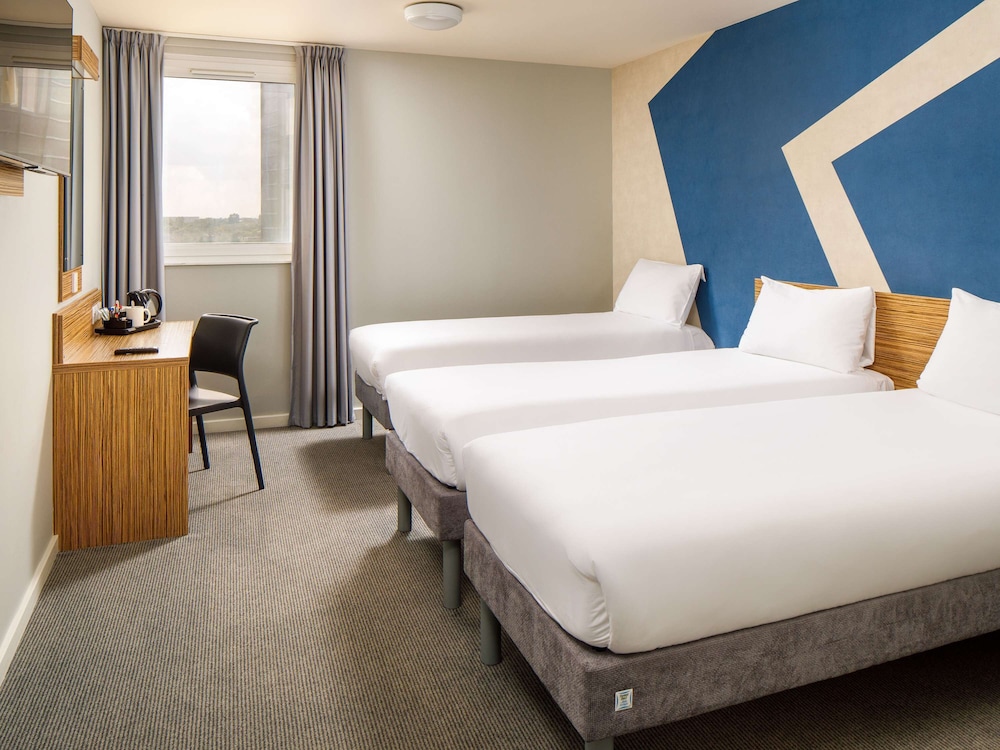 Roma - Londra, Aeroporto di London Heathrow - ibis budget London Heathrow Central
Roma - Londra, Aeroporto di London Heathrow - ibis budget London Heathrow Central