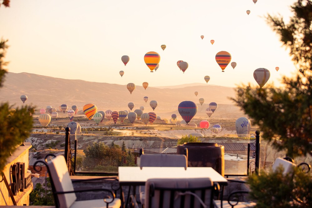 Catania - Cappadocia, Turchia - Cappadocia Fairy Chimneys Selfie Cave Hotels - Special Class
Catania - Cappadocia, Turchia - Cappadocia Fairy Chimneys Selfie Cave Hotels - Special Class
