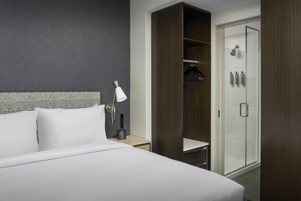 Lamezia Terme - New York - Aeroporto La Guardia - Residence Inn by Marriott New York Queens
Lamezia Terme - New York - Aeroporto La Guardia - Residence Inn by Marriott New York Queens