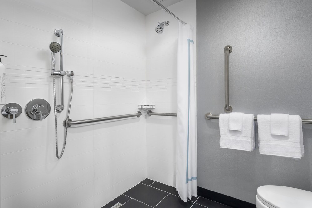 Lamezia Terme - New York - Aeroporto La Guardia - Residence Inn by Marriott New York Queens
Lamezia Terme - New York - Aeroporto La Guardia - Residence Inn by Marriott New York Queens