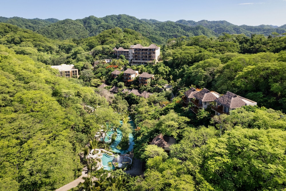 Milano - Cruz de Huanacaxtle - Delta Hotels by Marriott Riviera Nayarit, an All-Inclusive Resort
Milano - Cruz de Huanacaxtle - Delta Hotels by Marriott Riviera Nayarit, an All-Inclusive Resort