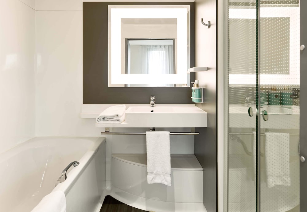 Torino - Roissy-en-France - B&B HOTEL Paris Grand Roissy CDG Aéroport 4 étoiles
Torino - Roissy-en-France - B&B HOTEL Paris Grand Roissy CDG Aéroport 4 étoiles