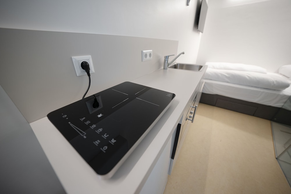 Bologna - Vienna, Aeroporto Internazionale di Vienna - Smart Apart Living - Wien Hauptbahnhof - self check-in
Bologna - Vienna, Aeroporto Internazionale di Vienna - Smart Apart Living - Wien Hauptbahnhof - self check-in