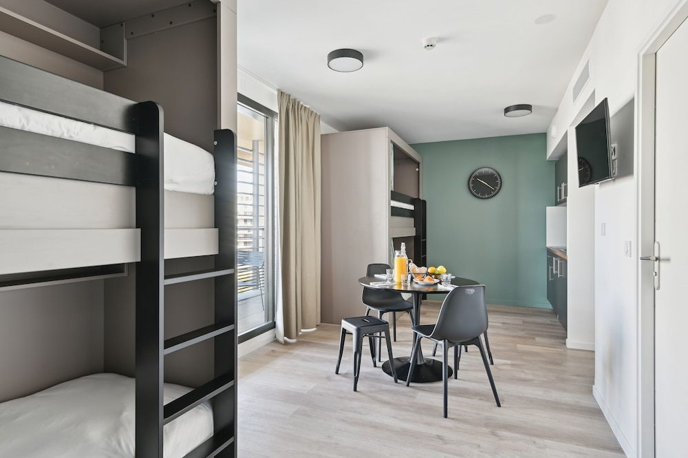 Genova - Asnières-sur-Seine - All Suites Appart Hotel Paris Ouest Colombes
Genova - Asnières-sur-Seine - All Suites Appart Hotel Paris Ouest Colombes