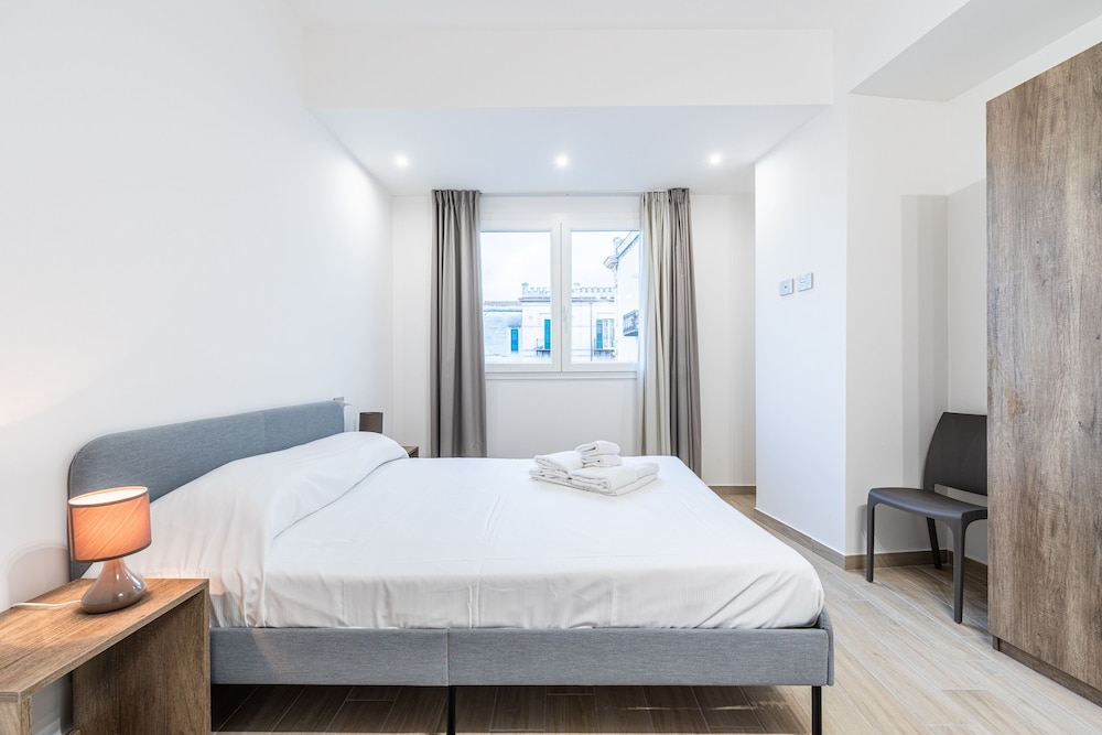 Pisa - Sicilia Ovest - Palermo, Cefalù,Trapani, San Vito, Mare Italia - Solemar Sicilia - Multi Suite
Pisa - Sicilia Ovest - Palermo, Cefalù,Trapani, San Vito, Mare Italia - Solemar Sicilia - Multi Suite