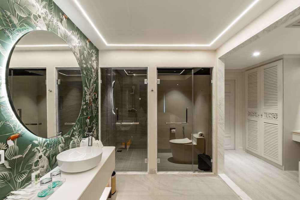 Venezia - Natai Beach, Phang-nga - The Hotspring Beach Resort & Spa - SHA Extra Plus
Venezia - Natai Beach, Phang-nga - The Hotspring Beach Resort & Spa - SHA Extra Plus