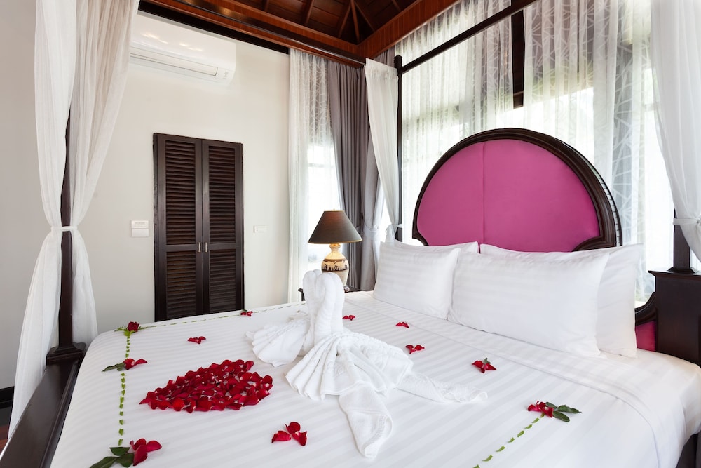 Bari - Natai Beach, Phang-nga - The Hotspring Beach Resort & Spa - SHA Extra Plus
Bari - Natai Beach, Phang-nga - The Hotspring Beach Resort & Spa - SHA Extra Plus