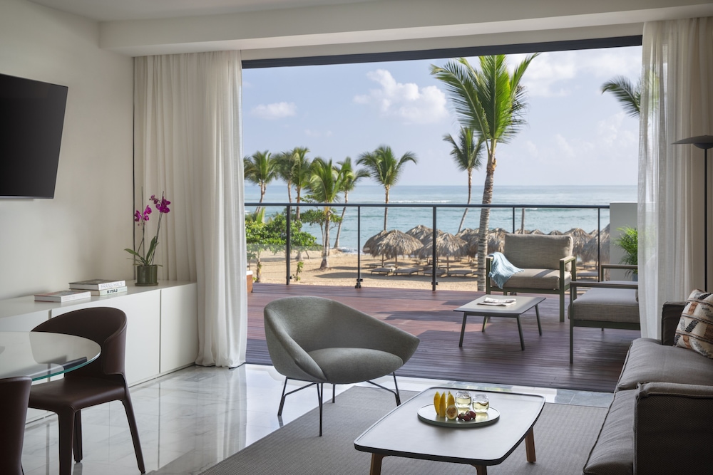 Roma - Uvero Alto - Finest Punta Cana by The Excellence Collection - All Inclusive
Roma - Uvero Alto - Finest Punta Cana by The Excellence Collection - All Inclusive