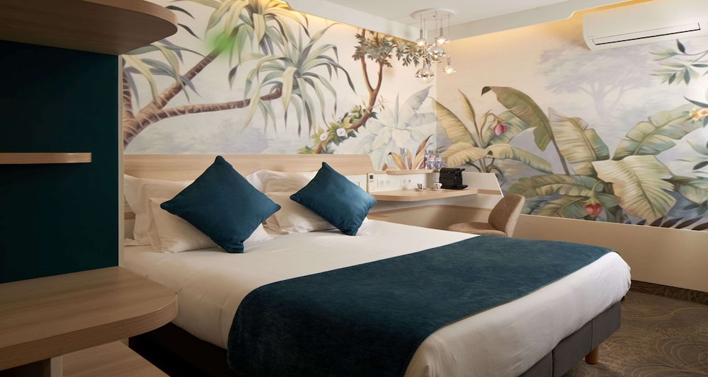 Napoli - Clichy - Hotel Apolonia Paris Montmartre; Sure Hotel Collection by Best Western
Napoli - Clichy - Hotel Apolonia Paris Montmartre; Sure Hotel Collection by Best Western