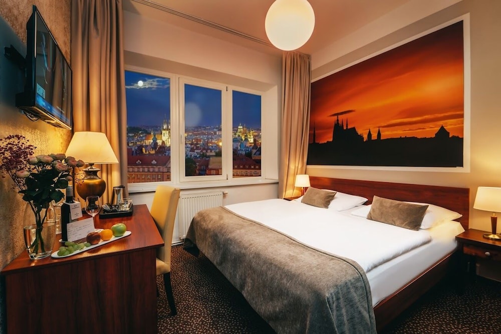 Bari - Praga - Metropolitan Old Town Hotel - Czech Leading Hotels
Bari - Praga - Metropolitan Old Town Hotel - Czech Leading Hotels