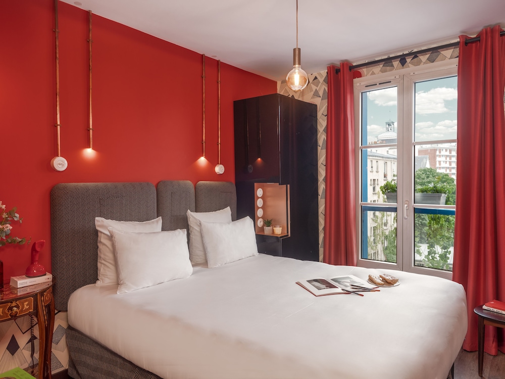 Bari - Parigi - Hôtel Exquis
Bari - Parigi - Hôtel Exquis