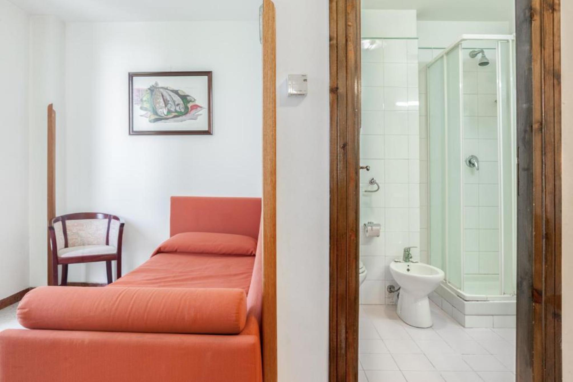 Roma - Sicilia Ovest - Palermo, Cefalù,Trapani, San Vito, Mare Italia - Hotel Villa d'Amato
Roma - Sicilia Ovest - Palermo, Cefalù,Trapani, San Vito, Mare Italia - Hotel Villa d'Amato