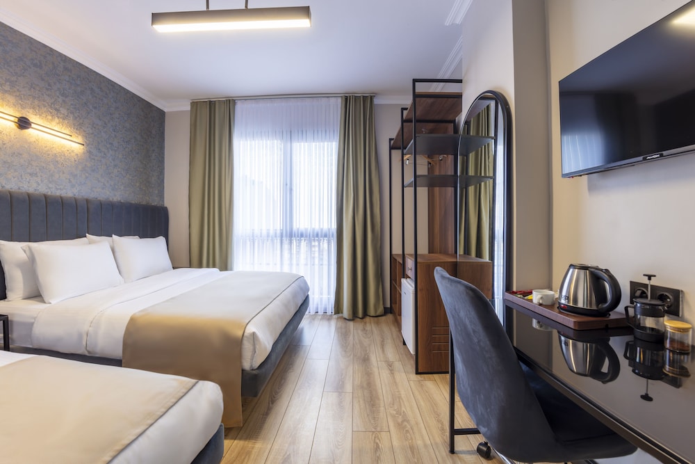 Milano - Istanbul, New Airport - Lenora Airport Hotel & İstanbul Airport
Milano - Istanbul, New Airport - Lenora Airport Hotel & İstanbul Airport