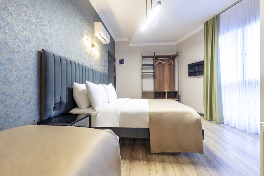 Milano - Istanbul, New Airport - Lenora Airport Hotel & İstanbul Airport
Milano - Istanbul, New Airport - Lenora Airport Hotel & İstanbul Airport