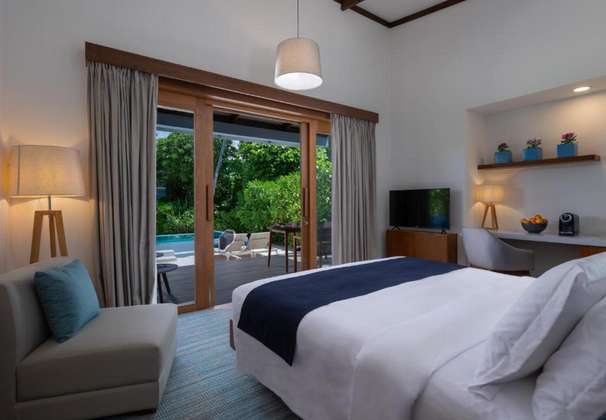 Napoli - Atollo di Raa - Ifuru Island Resort Maldives - 24-Hours Premium All-inclusive with Free Domestic Transfer
Napoli - Atollo di Raa - Ifuru Island Resort Maldives - 24-Hours Premium All-inclusive with Free Domestic Transfer