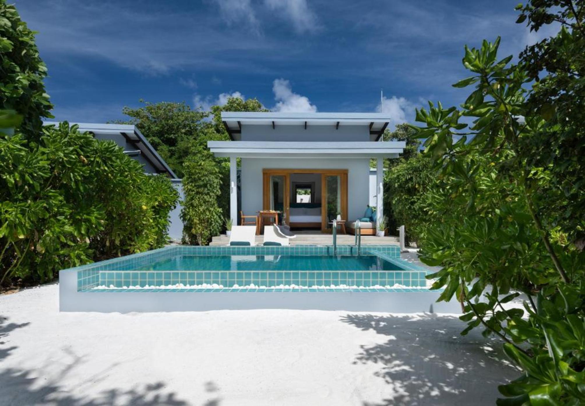 Bologna - Atollo di Raa - Ifuru Island Resort Maldives - 24-Hours Premium All-inclusive with Free Domestic Transfer
Bologna - Atollo di Raa - Ifuru Island Resort Maldives - 24-Hours Premium All-inclusive with Free Domestic Transfer