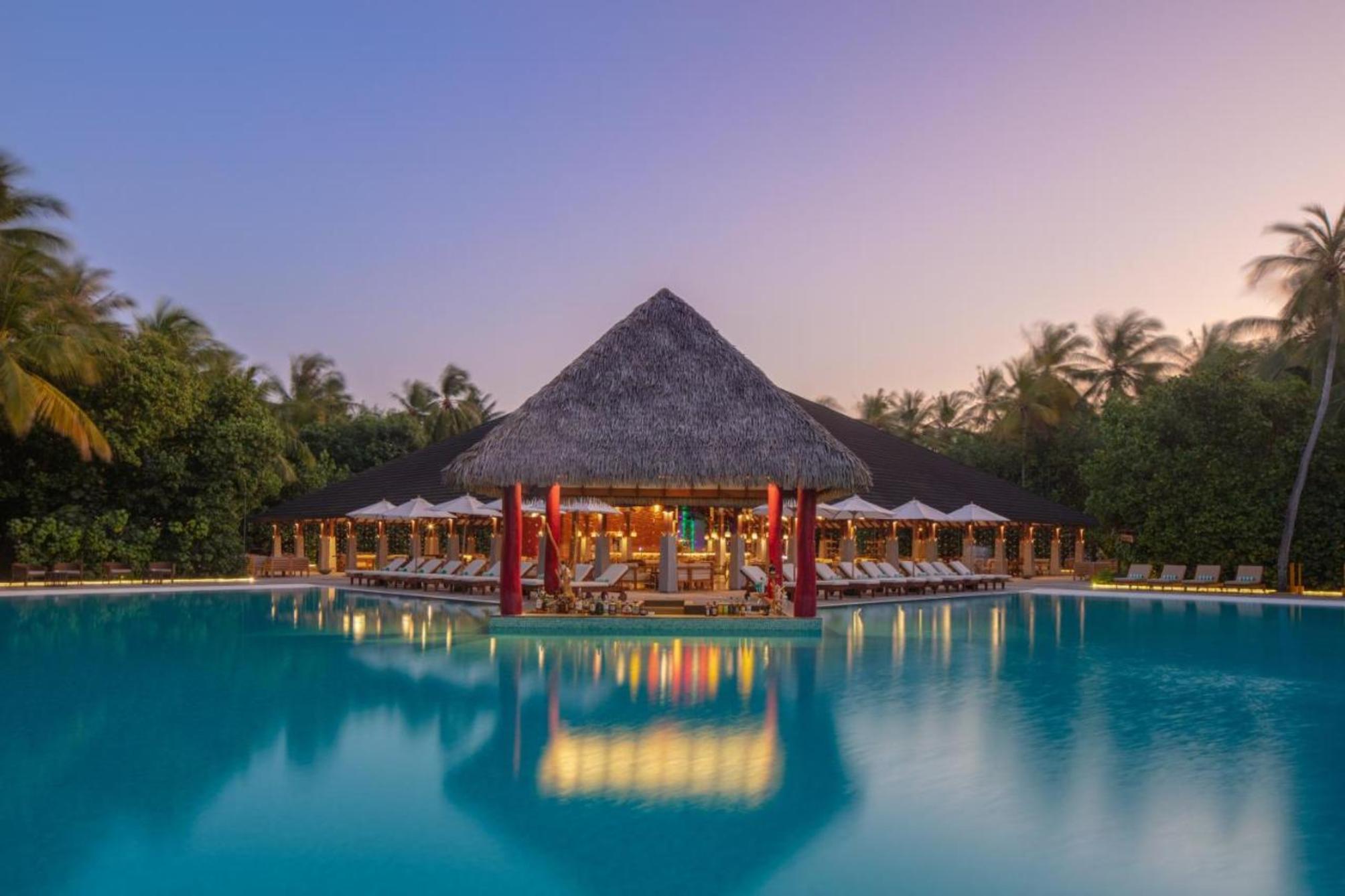 Lamezia Terme - Atollo di Baa - Adaaran Select Meedhupparu - Premium All inclusive
Lamezia Terme - Atollo di Baa - Adaaran Select Meedhupparu - Premium All inclusive