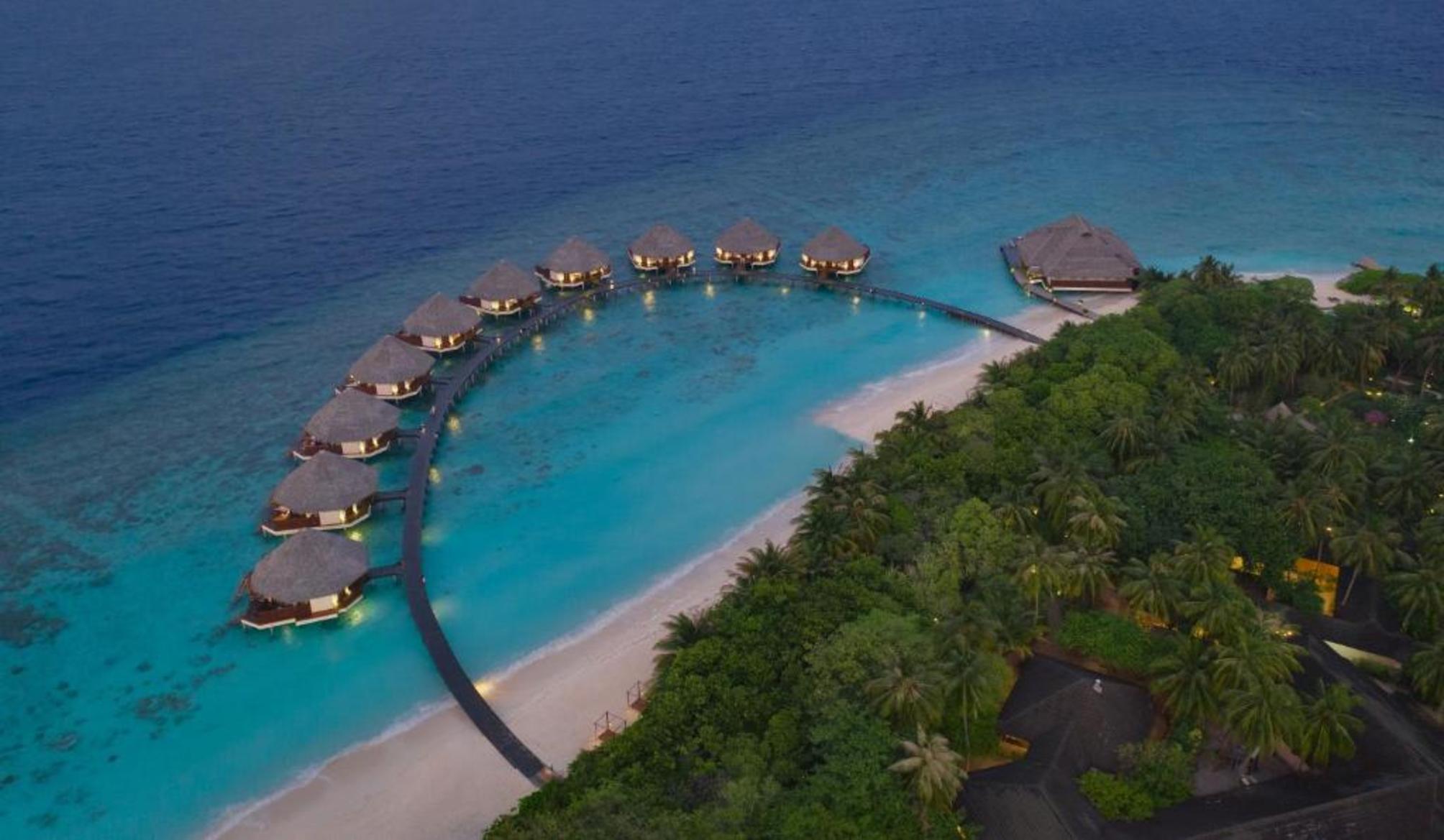 Milano - Atollo di Raa - Adaaran Select Meedhupparu - Premium All inclusive
Milano - Atollo di Raa - Adaaran Select Meedhupparu - Premium All inclusive