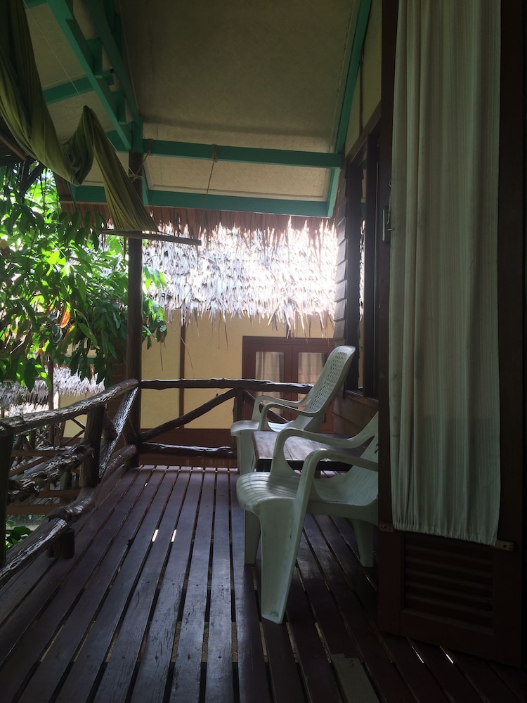 Milano - Koh Phangan - Smile Bungalow Bottle Beach
Milano - Koh Phangan - Smile Bungalow Bottle Beach