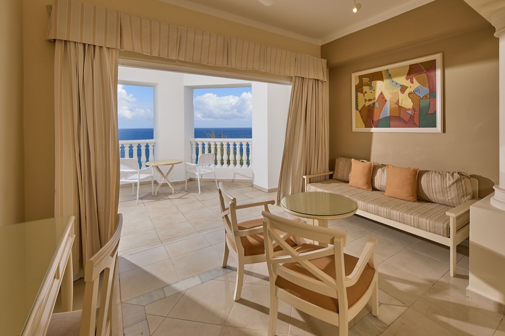 Verona - Ocho Rios - Runaway Bay - Bahia Principe Luxury Runaway Bay - Adults Only - All Inclusive
Verona - Ocho Rios - Runaway Bay - Bahia Principe Luxury Runaway Bay - Adults Only - All Inclusive