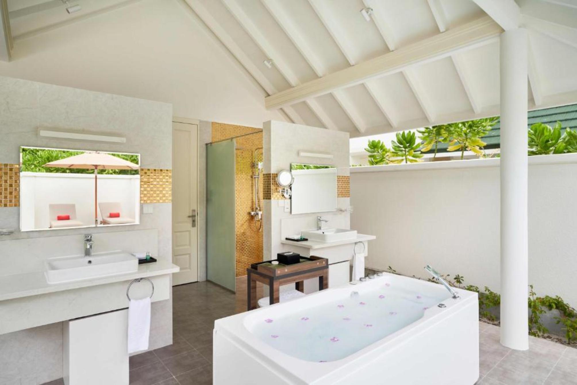Firenze - Atollo di Lhaviyani - Siyam World Maldives - 24 hour Premium Inclusive
Firenze - Atollo di Lhaviyani - Siyam World Maldives - 24 hour Premium Inclusive