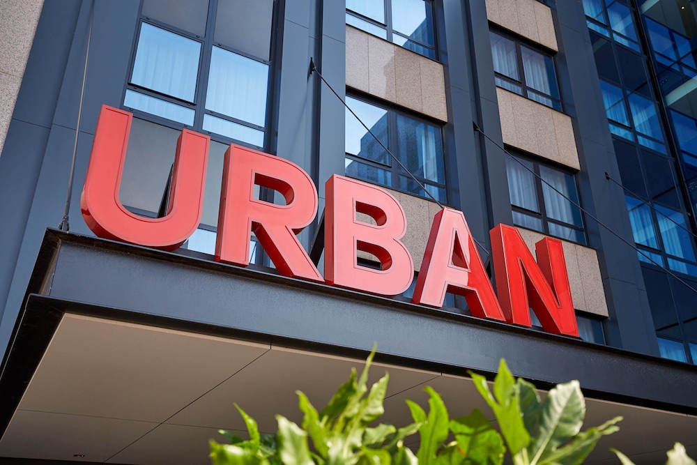 Lamezia Terme - Hoofddorp - Corendon Urban Amsterdam Schiphol Airport Hotel
Lamezia Terme - Hoofddorp - Corendon Urban Amsterdam Schiphol Airport Hotel